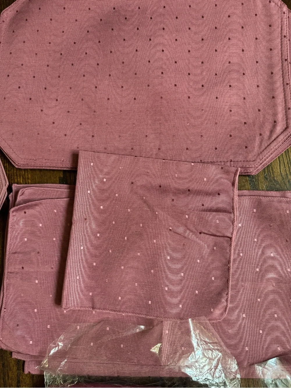New Lot Maroon Table Linens 102”X60” Tablecloth, Runner, 8 Placemats, 16 Napkin